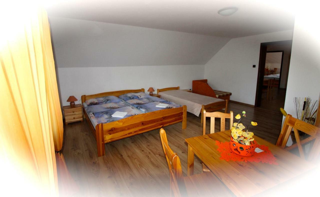 Penzion Saty Liptovske Sliace Extérieur photo